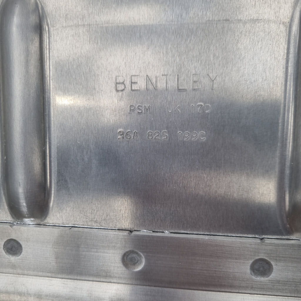 BENTLEY BENTAYGA ENGINE COVER PLATE 36A825199C