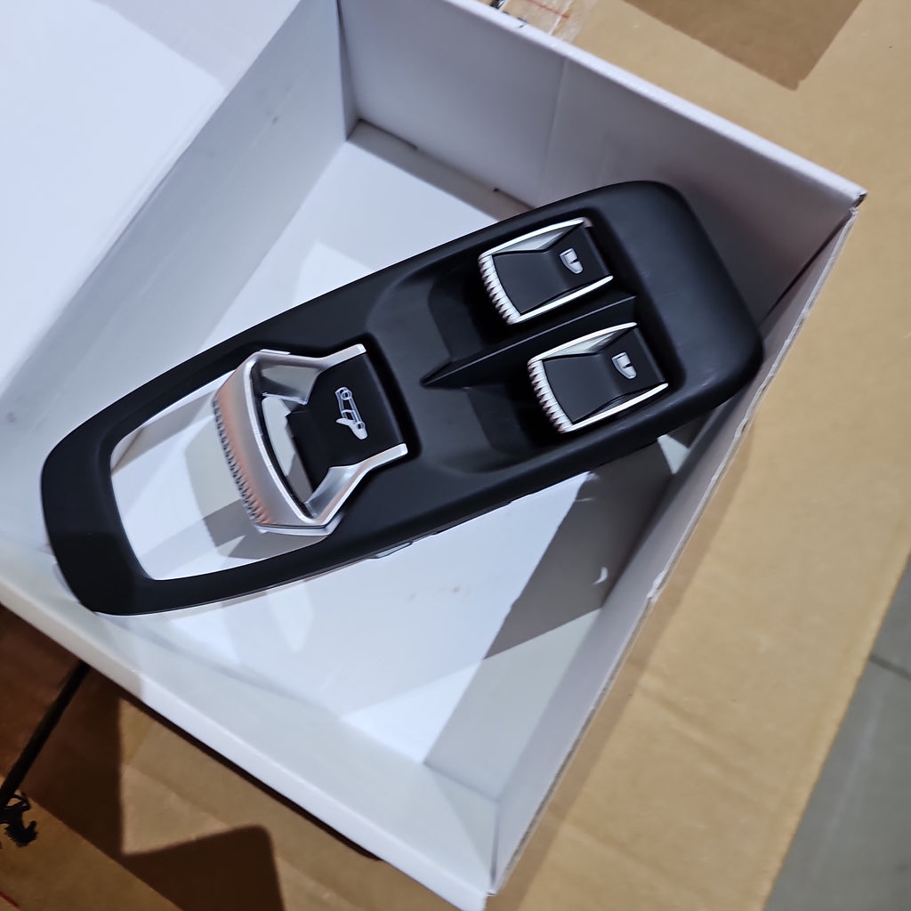 MCLAREN GT DOOR SWITCH PACK - DRIVER SIDE 22MA612GP