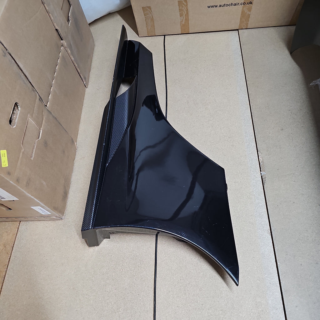 McLaren 675LT Left Rear Lower Body side Panel Cover Carbon 11A8027RP.01