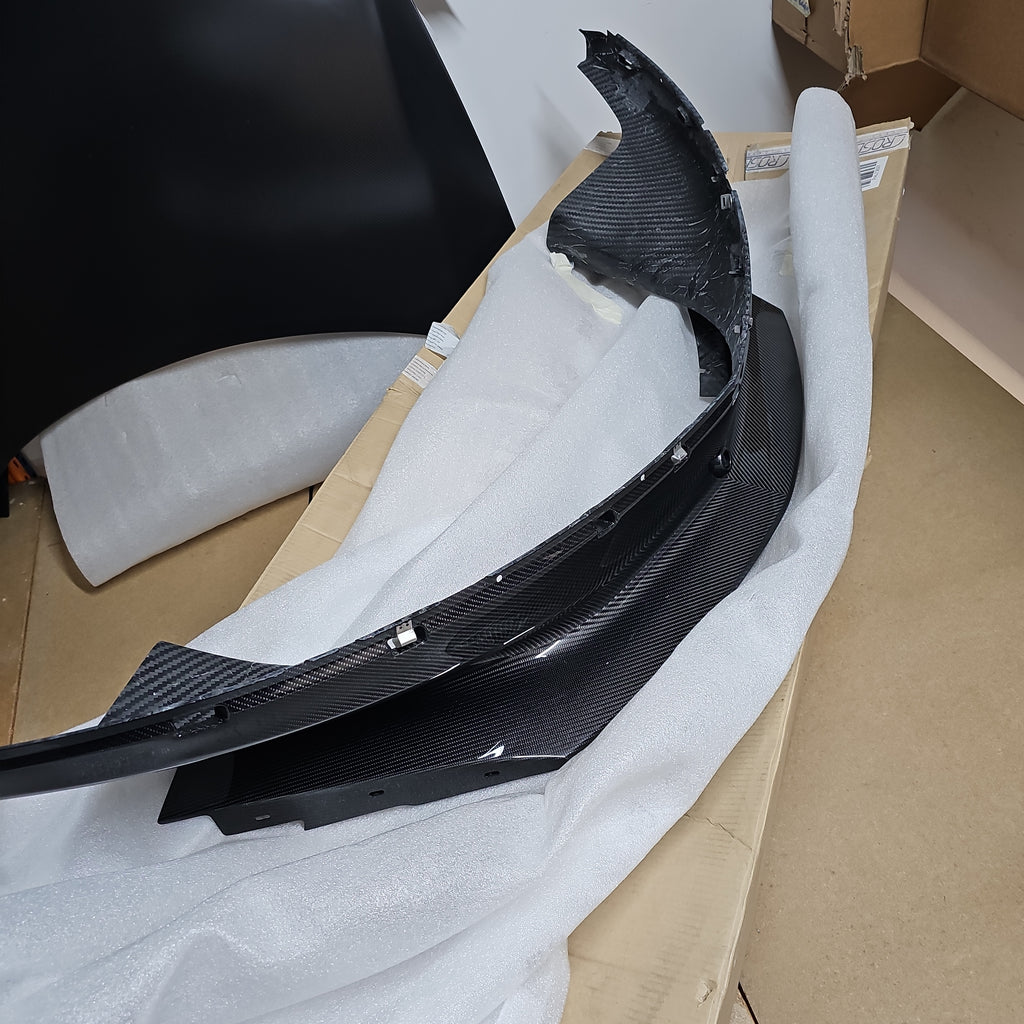 MCLAREN 600LT MSO FRONT CARBON FIBRE BUMPER SPLITTER WITH CAMERA ONLY 13AB596RP-CFG-SN-002