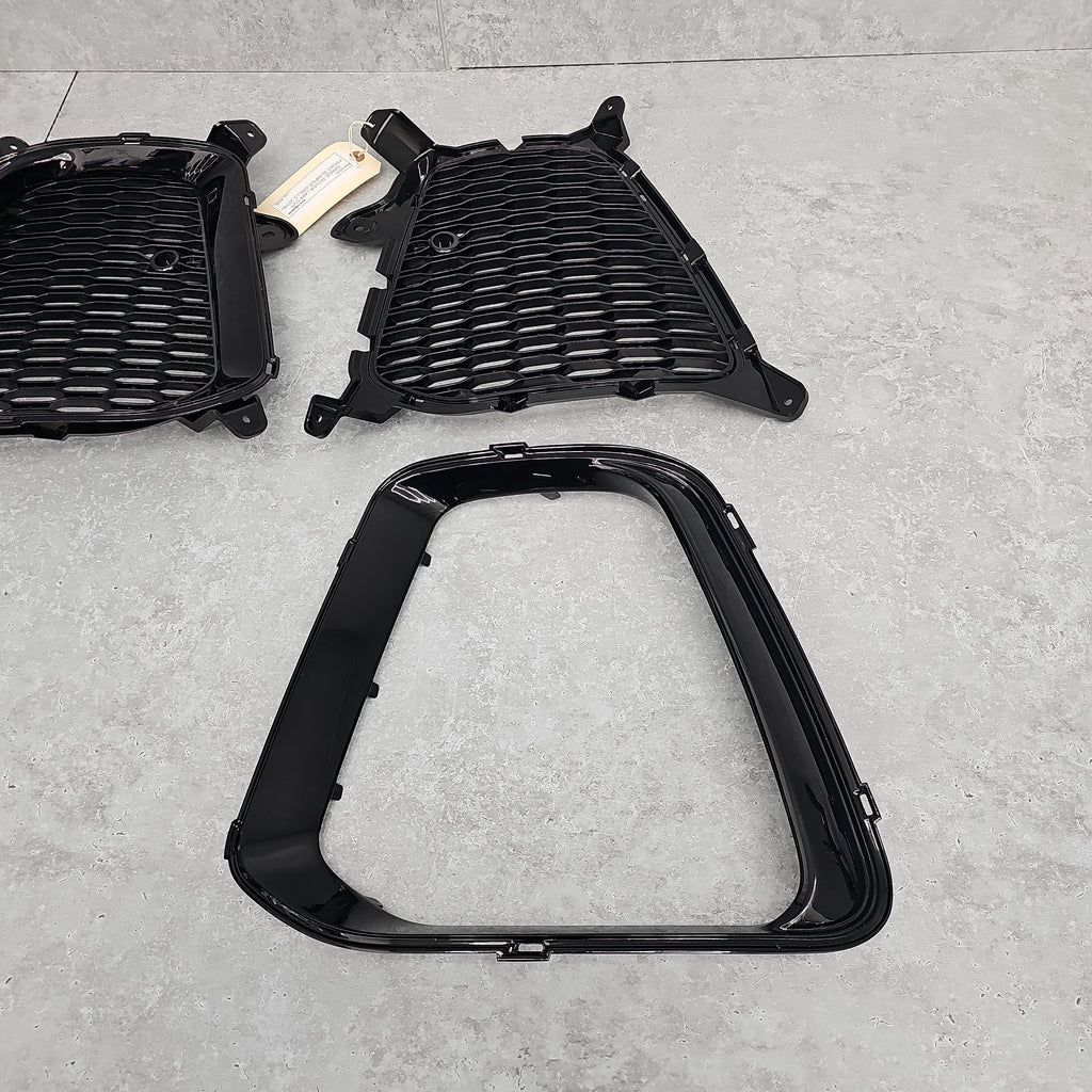 RANGE ROVER L494 SVR FRONT BUMPER GRILLS FULLY BLACK 2018+