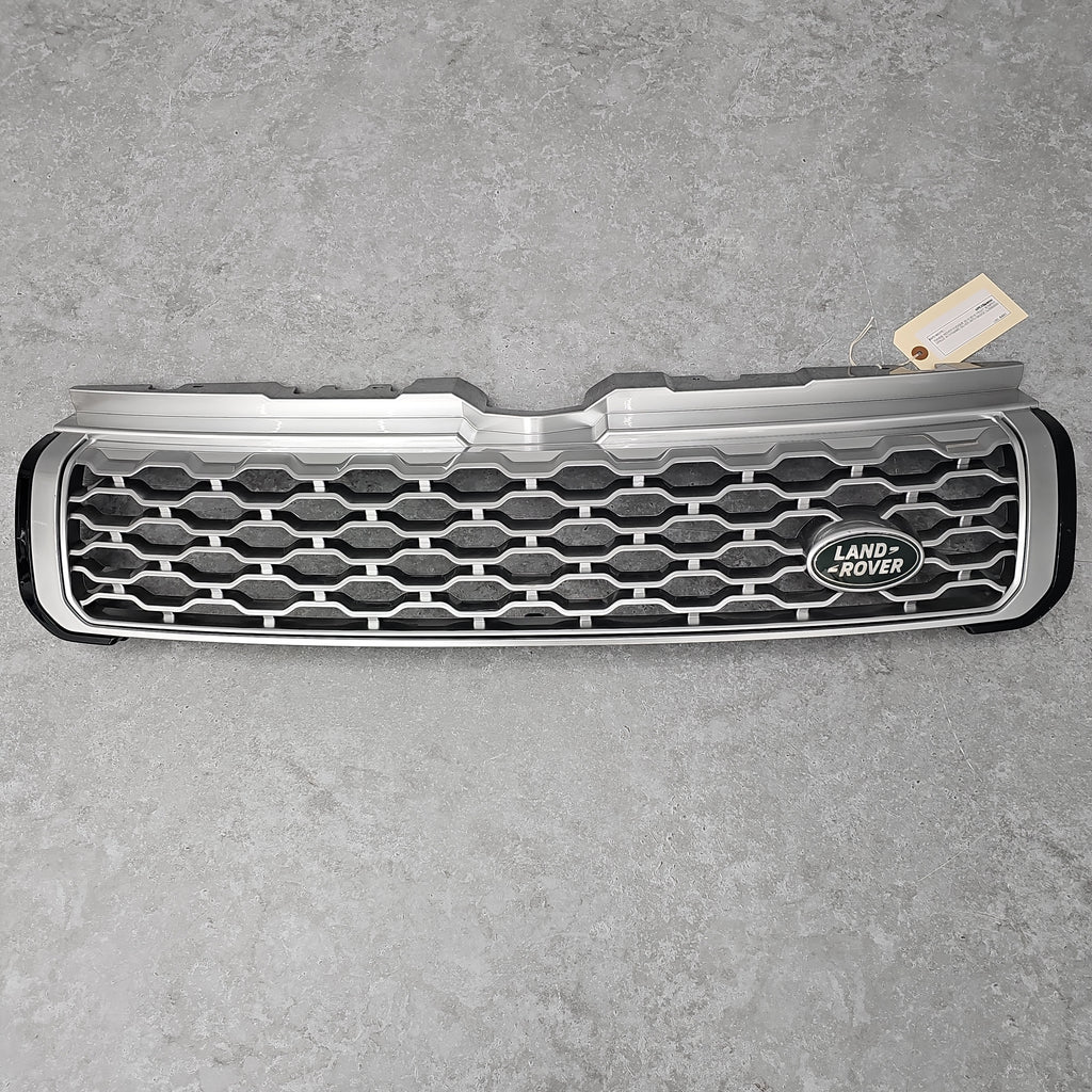 RANGE ROVER EVOQUE 2012-2018 FRONT BUMPER GRILLE IN DYNAMIC SILVER WITH BADGE GJ328200D