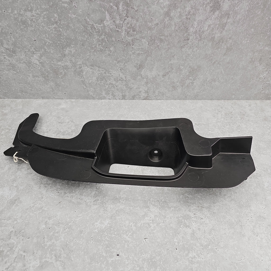 RANGE ROVER L494 SVR FRONT ARCH LEFT AIR DUCT JK6M-17F018-A