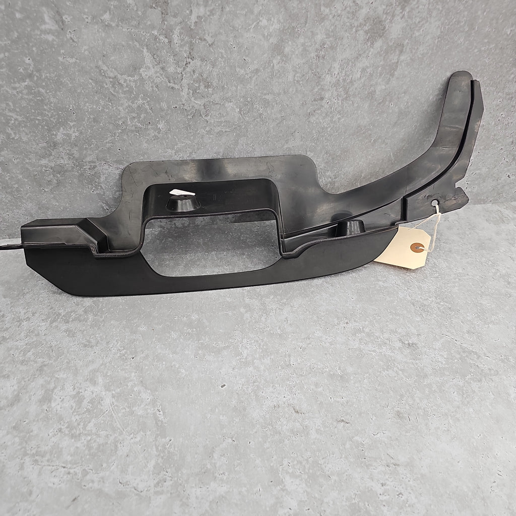 RANGE ROVER L494 SVR FRONT ARCH LEFT AIR DUCT JK6M-17F018-A