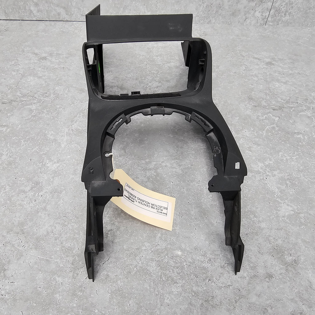 AUDI R8 FRONT CENTRE CONSOLE 2007-2014 424863241