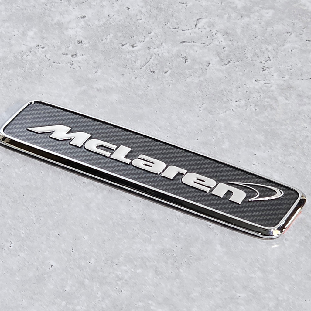 MCLAREN FRONT BONNET BADGE - CARBON 11AB123CP