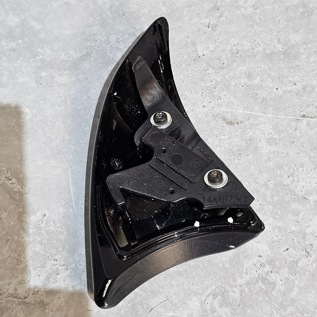 MCLAREN RIGHT MIRROR STALK BASE BLACK 11AA673CP