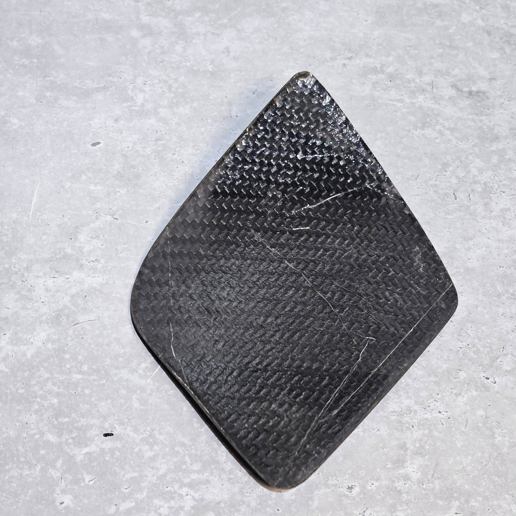 MCLAREN 650S/ 675LT CARBON DASH END COVER