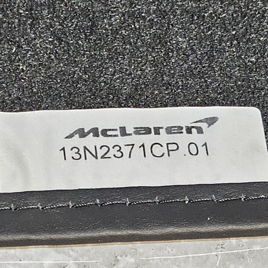 MCLAREN GT REAR FLOOR MATT 13N2371CP