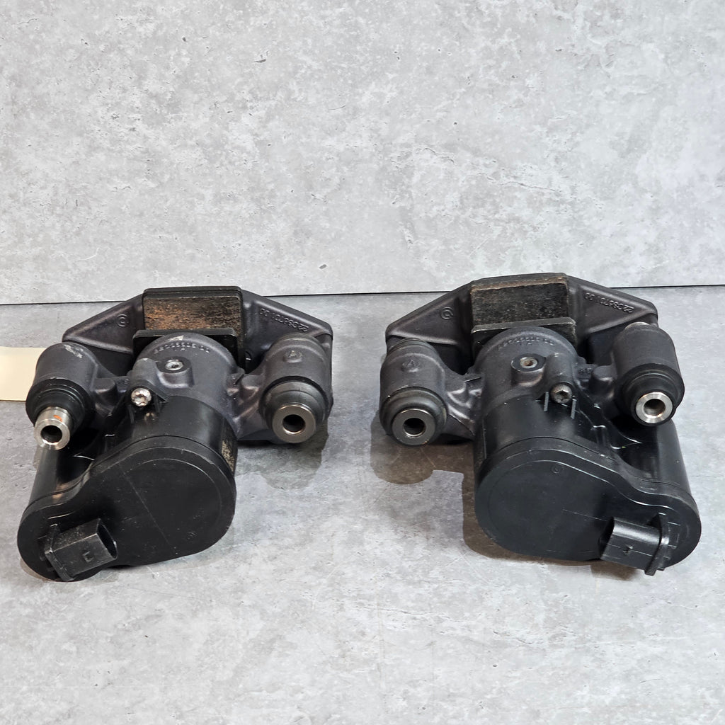 MCLAREN 570S 600LT REAR HAND BRAKE CALIPERS SET (PAIR) 13CA067CP