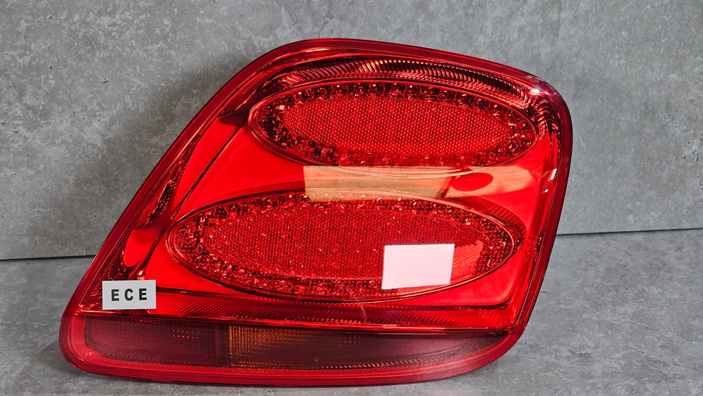 BENTLEY CONTINENTAL GT GTC REAR RIGHT LED  REAR LAMP 3W7945096H