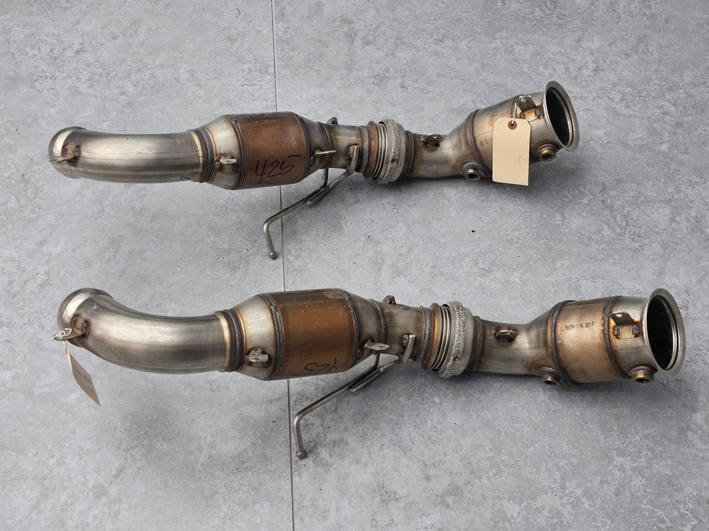 MCLAREN MP4/ 650S/ 675L PAIR EXHAUST CATALYTIC CONVERTERS 5553077-01 / 5553113-02