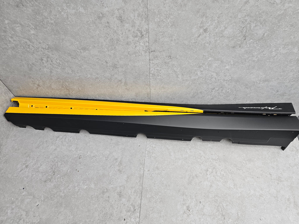 LAMBORGHINI GALLARDO SUPERLEGGEREA SIDE SKIRT LP570-4 SET (YELLOW) 400853491B 400853491C