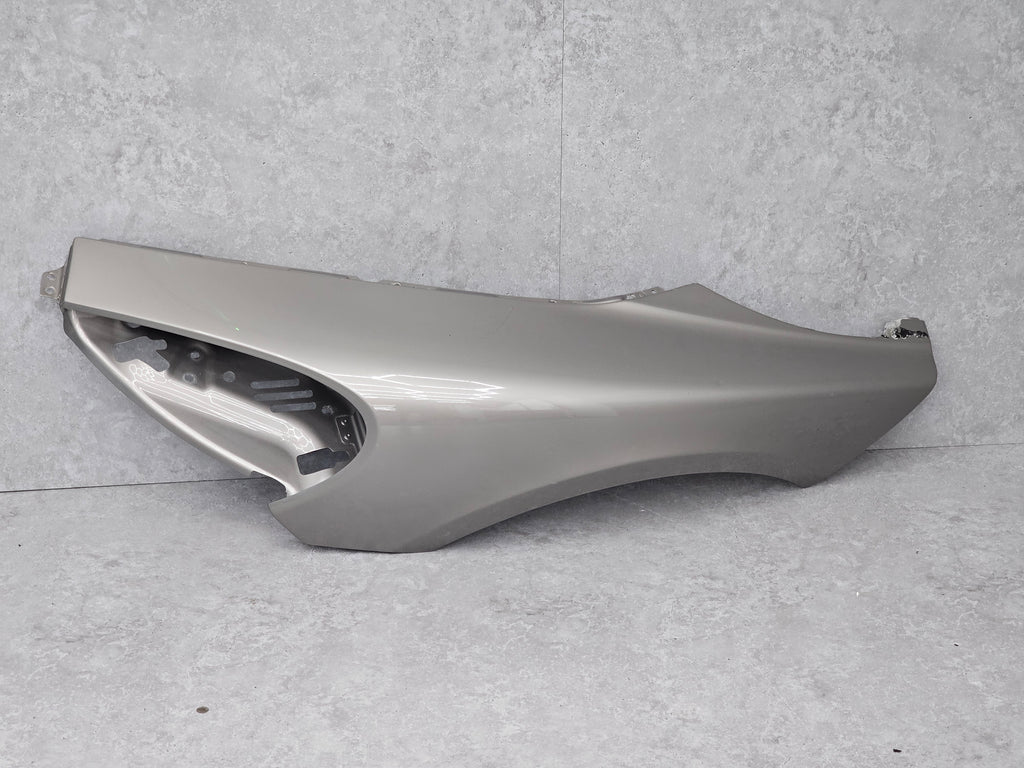 MCLAREN 570S/ 600LT FRONT LEFT FENDER - 13A0993CP (LIGHT GREY)