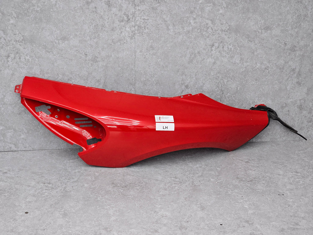 MCLAREN 570S/ 600LT FRONT LEFT FENDER - 13A0681CP (VERMILLION RED)