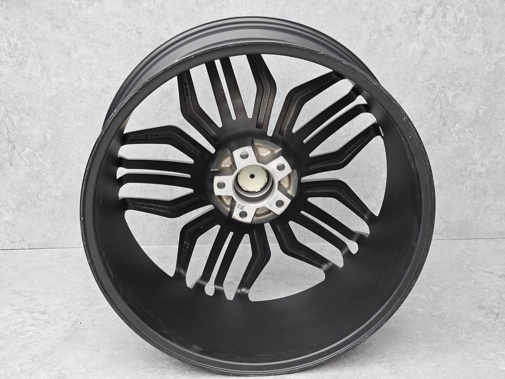 RIVIERA RV126 22" ALLOY WHEEL (BLACK)