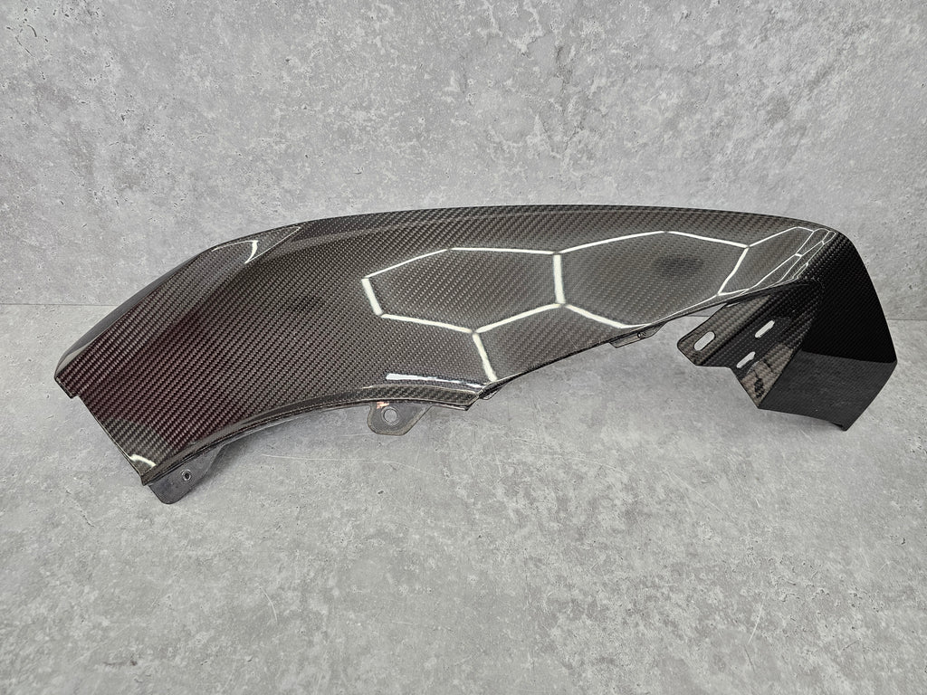 LAMBORGHINI URUS CARBON FRONT RIGHT LOWER SPLITTER  4ML807060A