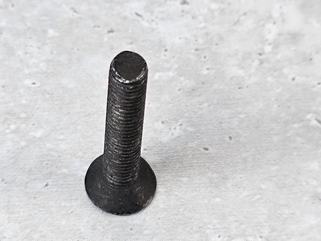 MCLAREN SCREW COUNTERSUNK 00RA315