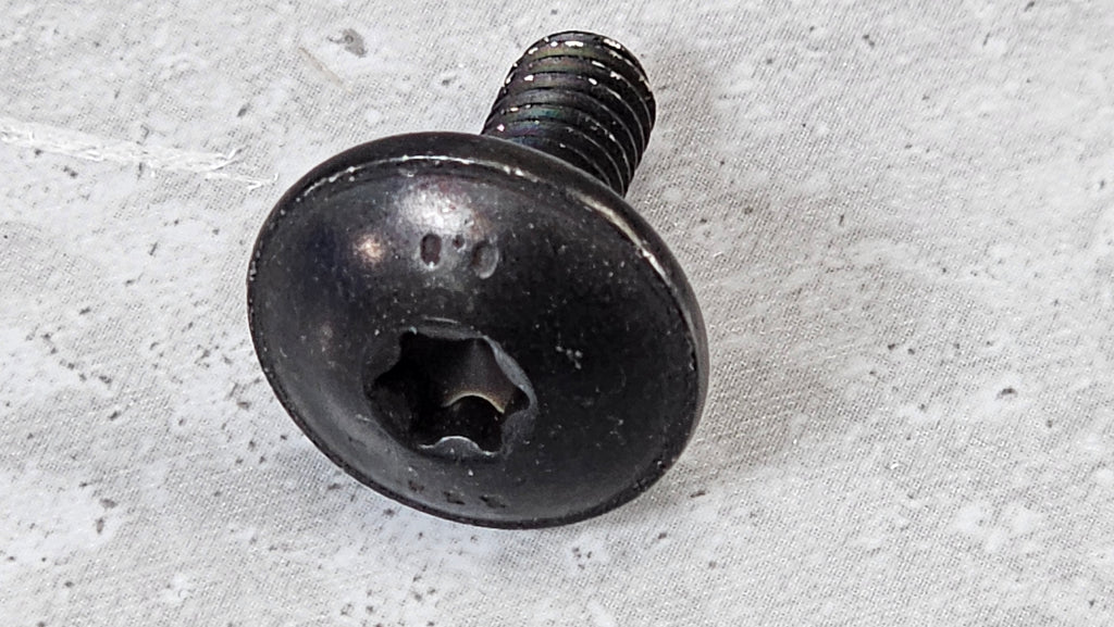 MCLAREN SCREW BTN HD FL 00RA584