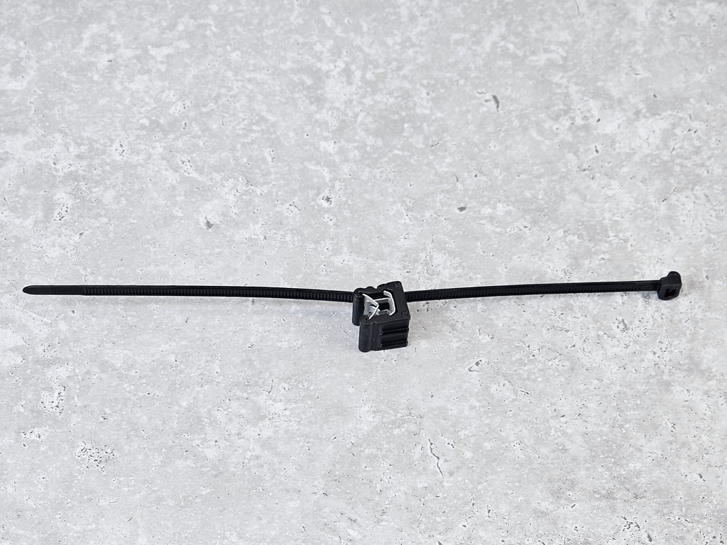 MCLAREN CABLE TIE CENTRE 00RG043