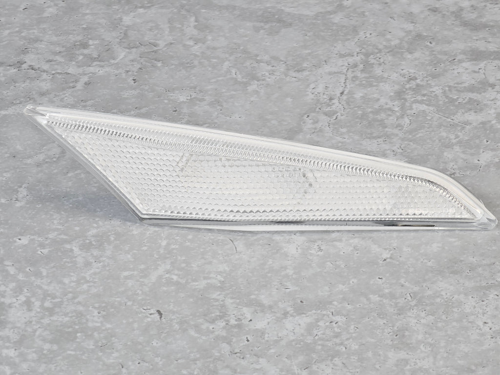 MCLAREN MP4-12C FRONT RIGHT MARKER LAMP WHITE  11A4989CP