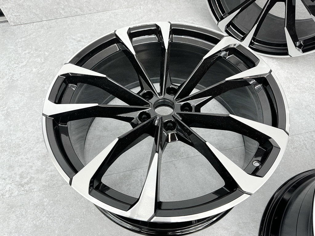 LAMBORGHINI URUS 23" TAIGETE MACHINE/BLACK  ALLOY WHEELS SET 4ML601025