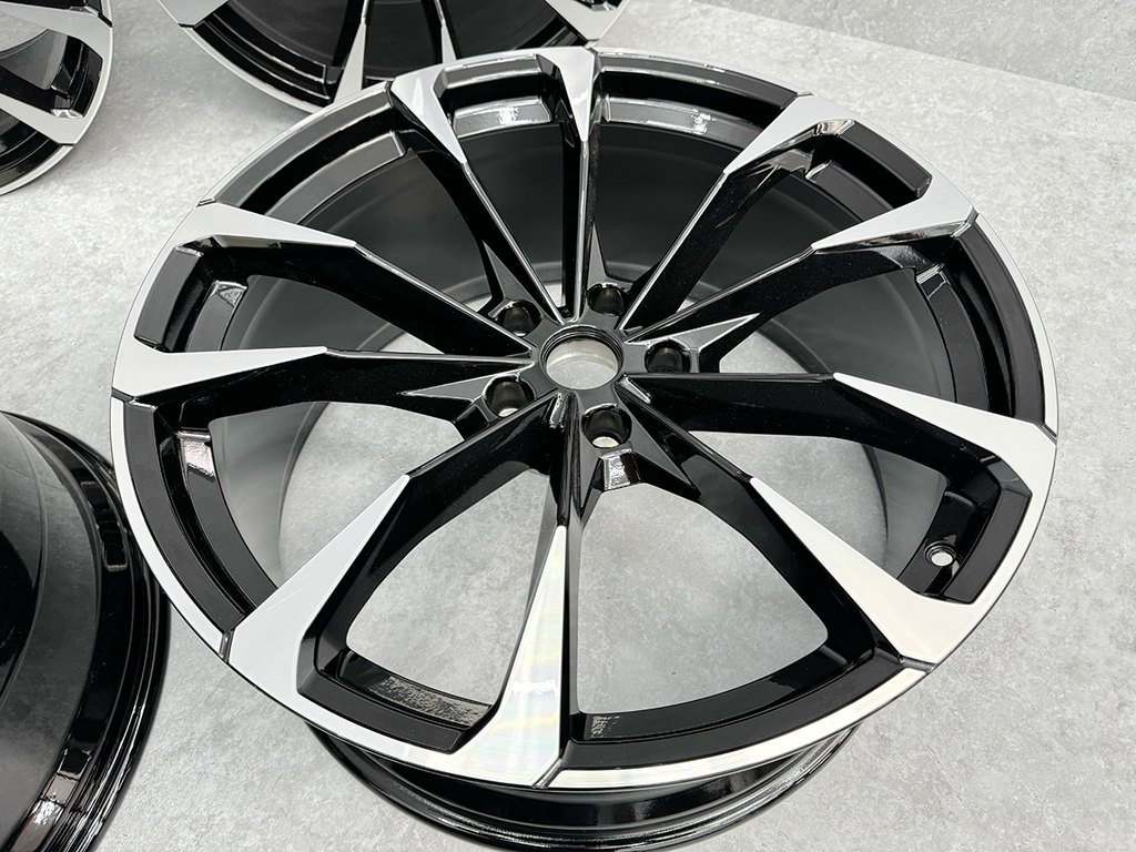 LAMBORGHINI URUS 23" TAIGETE MACHINE/BLACK  ALLOY WHEELS SET 4ML601025