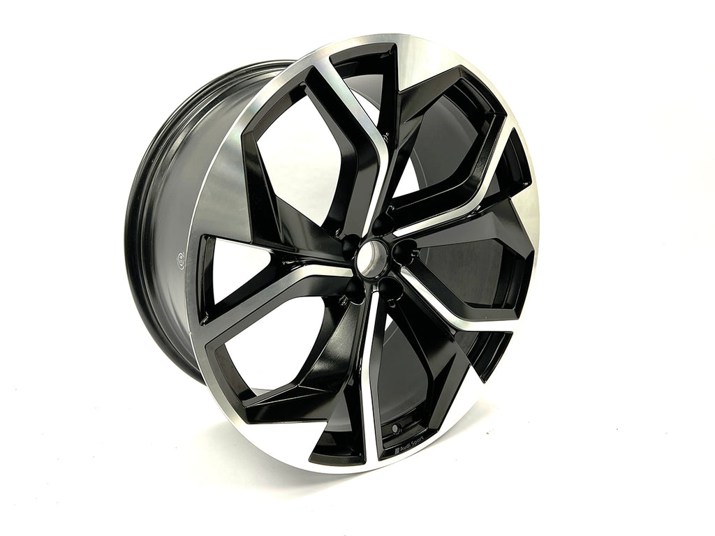 AUDI RSQ8 10.5J x 23" ROTOR WHEEL BLACK WITH MACHINE FACE 4M8600025A