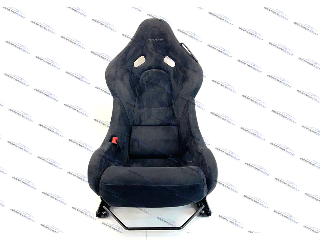 GENUINE MCLAREN 600LT CARBON BUCKET SEAT IN BLACK ALCANTARA - LEFT SEAT ONLY