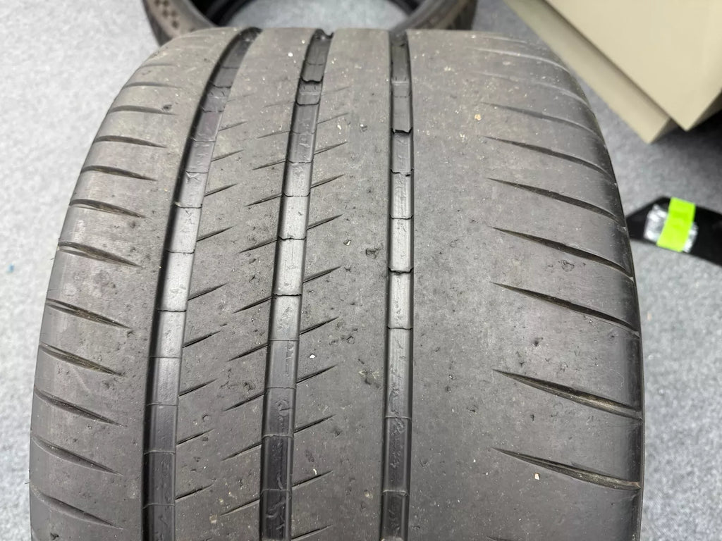 MICHELIN PILOT SPORT CUP 2 335/30/21 DOT1023 (500 MILES ONLY)