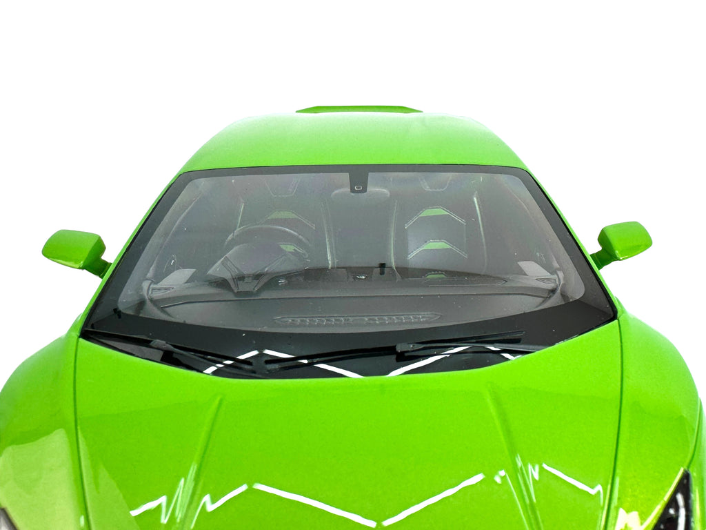 LAMBORGHINI HURACAN EVO RWD 1:18 MODEL CAR (VERDE ITHICA)