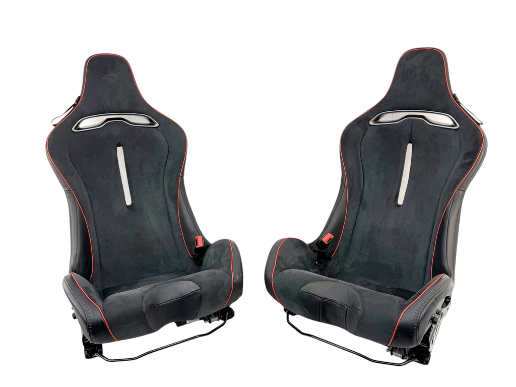 MCLAREN ARTURA MSO CLUB SPORT SEATS WITH LUMBER SUPPORT BLACK ALCANTARA/ RED PIPING 16NC493CP