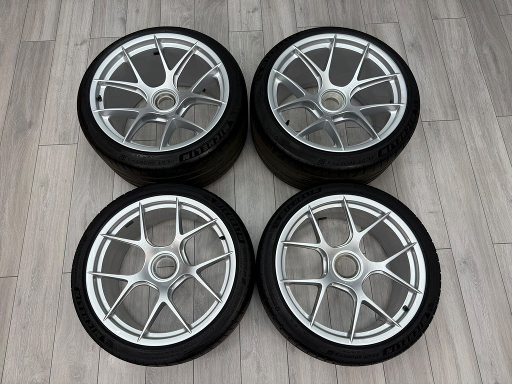 PORSCHE 992 GT3RS 20/21" MAGNESIUM WHEELS SET WITH MICHELIN 4S TYRES