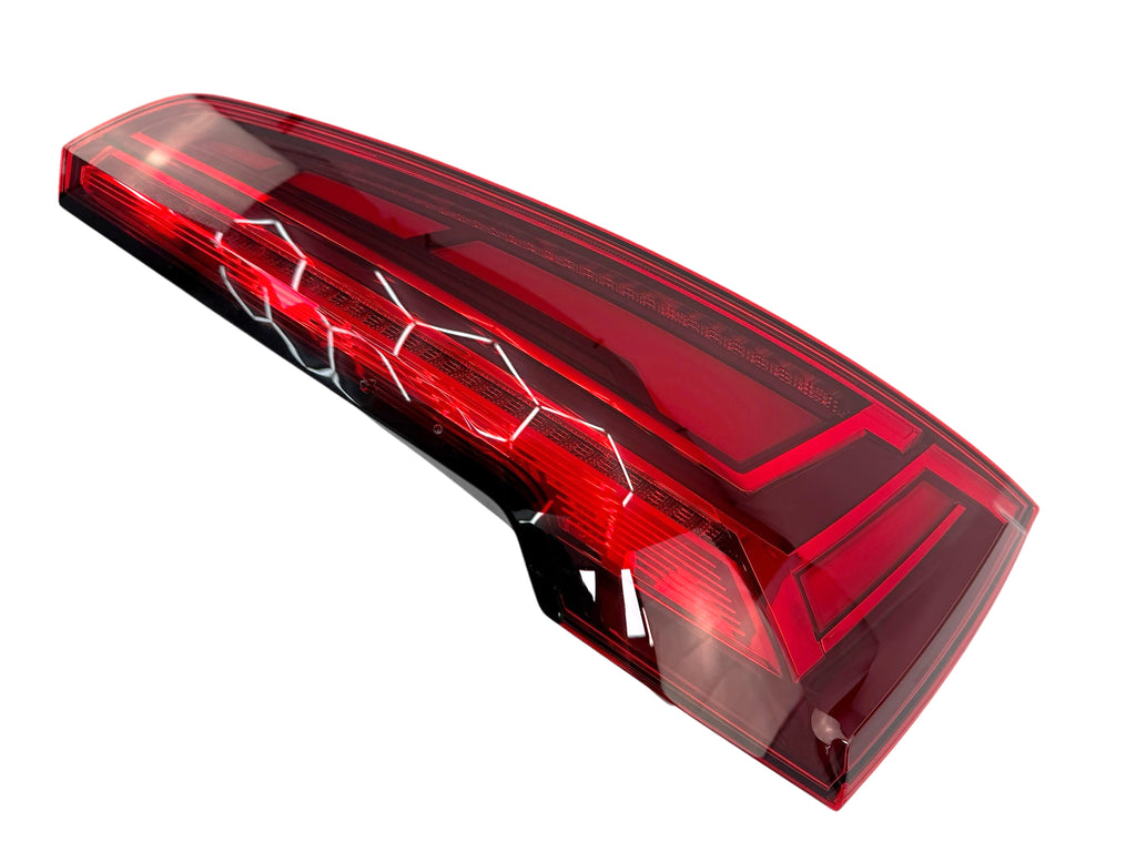 AUDI Q5 FULL LED TAIL LAMP RH 80A945076B