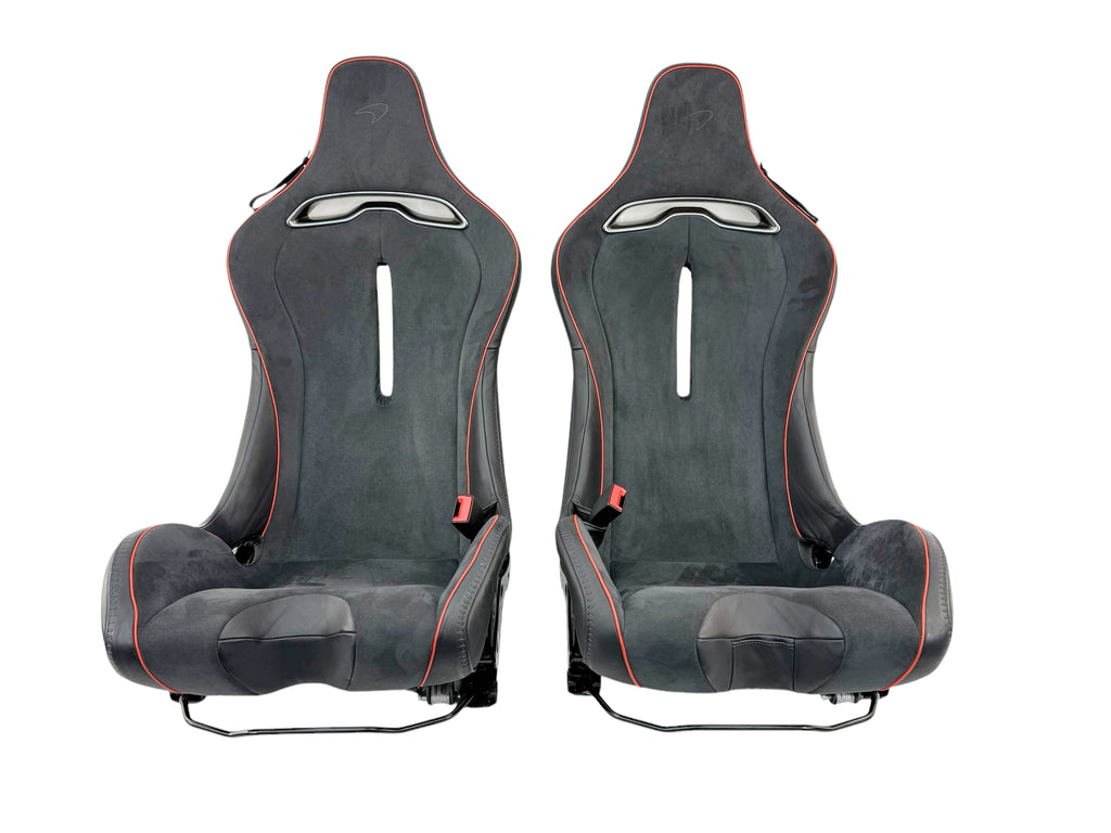 MCLAREN ARTURA MSO CLUB SPORT SEATS WITH LUMBER SUPPORT BLACK ALCANTARA/ RED PIPING 16NC493CP