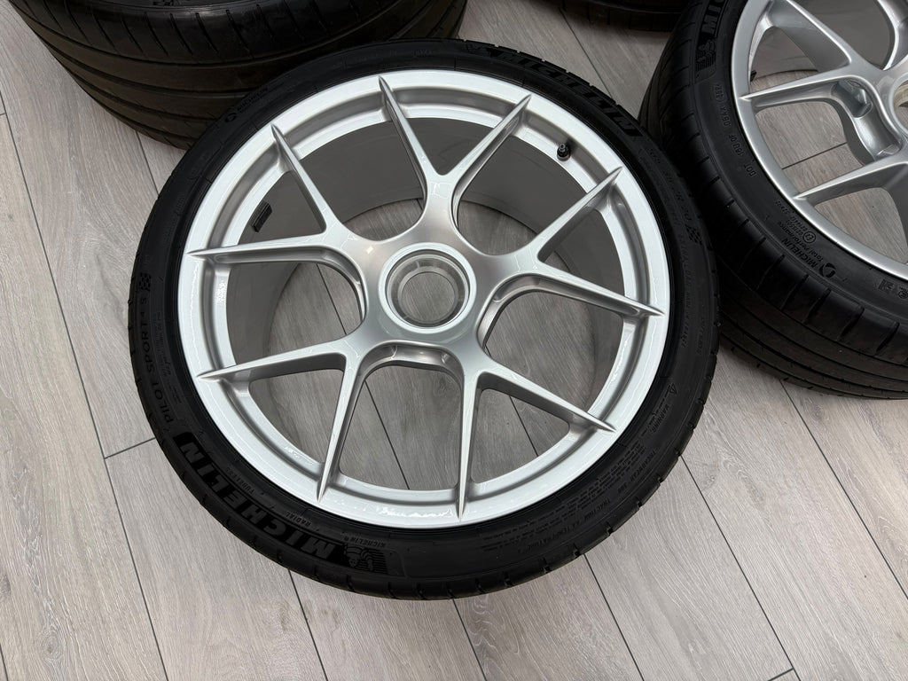 PORSCHE 992 GT3RS 20/21" MAGNESIUM WHEELS SET WITH MICHELIN 4S TYRES