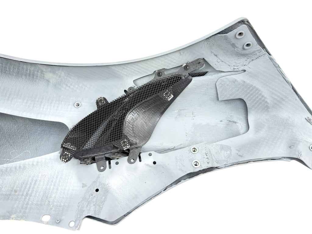 MCLAREN 600LT MSO CARBON LEFT FRONT FENDER INC CARBON VENT 13AA712MP