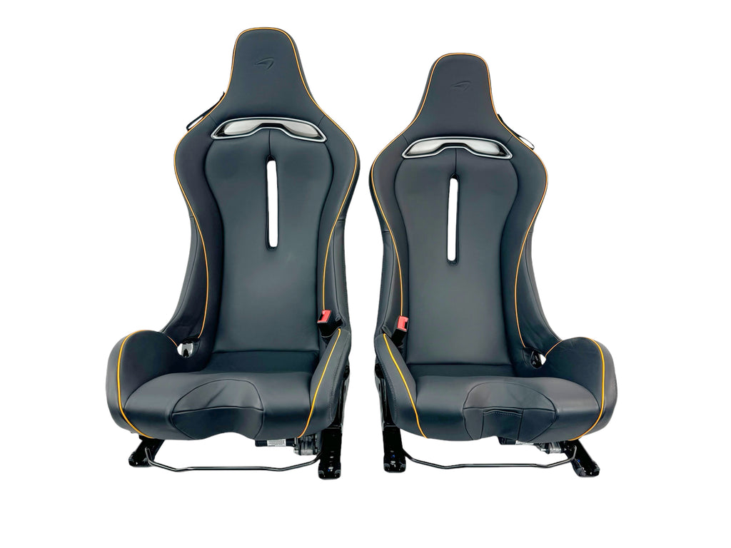 MCLAREN ARTURA MSO CLUB SPORT SEATS BLACK LEATHER/ ORANGE PIPING 16NC493CP