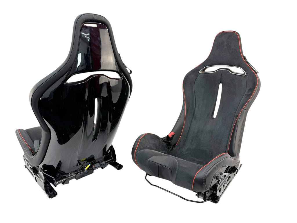 MCLAREN ARTURA MSO CLUB SPORT SEATS WITH LUMBER SUPPORT BLACK ALCANTARA/ RED PIPING 16NC493CP