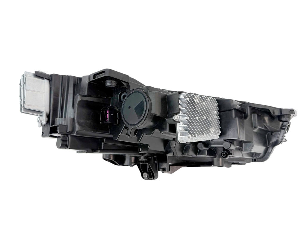 LAMBORGHINI URUS FRONT LEFT MATRIX HEADLIGHT (USA) 4ML941035E