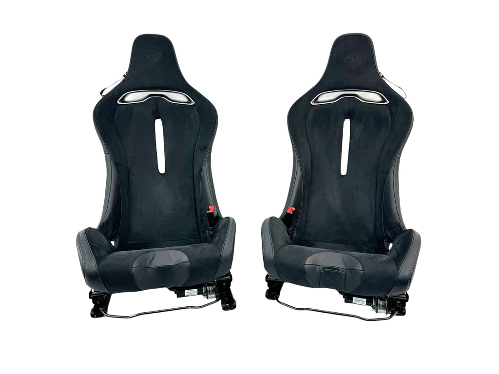 MCLAREN ARTURA MSO CLUB SPORT SEATS BLACK ALCANTARA/ BLACK PIPING 16NC493CP