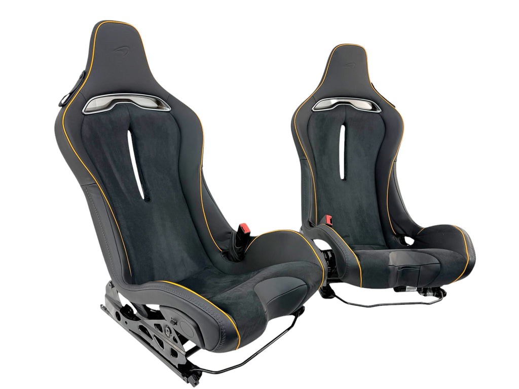 MCLAREN ARTURA MSO CLUB SPORT SEATS BLACK ALCANTARA/ ORANGE PIPING 16NC494CP