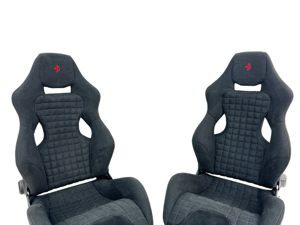 FERRARI 812 COMPETIZIONE CARBON RACE SEATS IN ALCANTARA WITH RED DETAILS