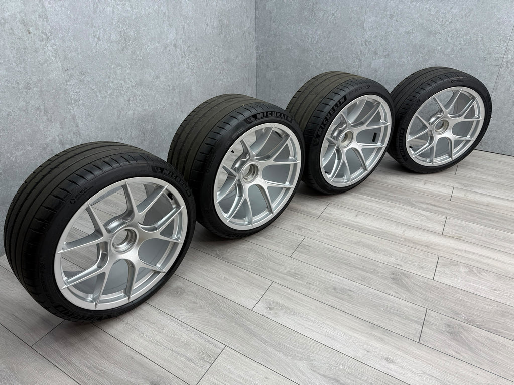 PORSCHE 992 GT3RS 20/21" MAGNESIUM WHEELS SET WITH MICHELIN 4S TYRES