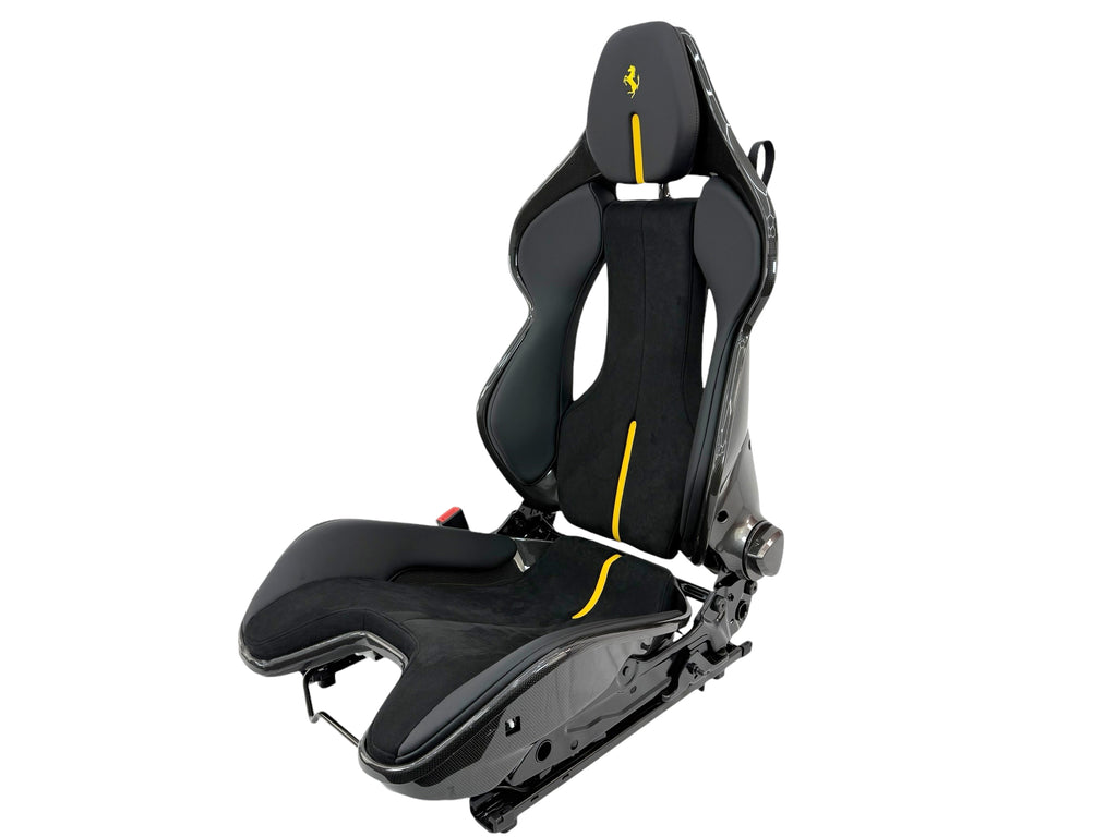 FERRARI SF90 LEFT CARBON RACING ALCANTARA SEAT BLACK/ YELLOW 917034