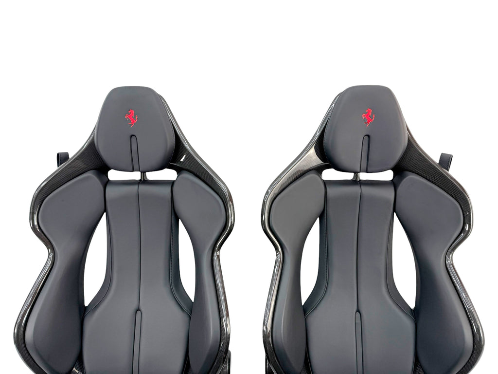 FERRARI 296/ SF90 CARBON RACING SEATS BLACK/ RED 916576/ 917076