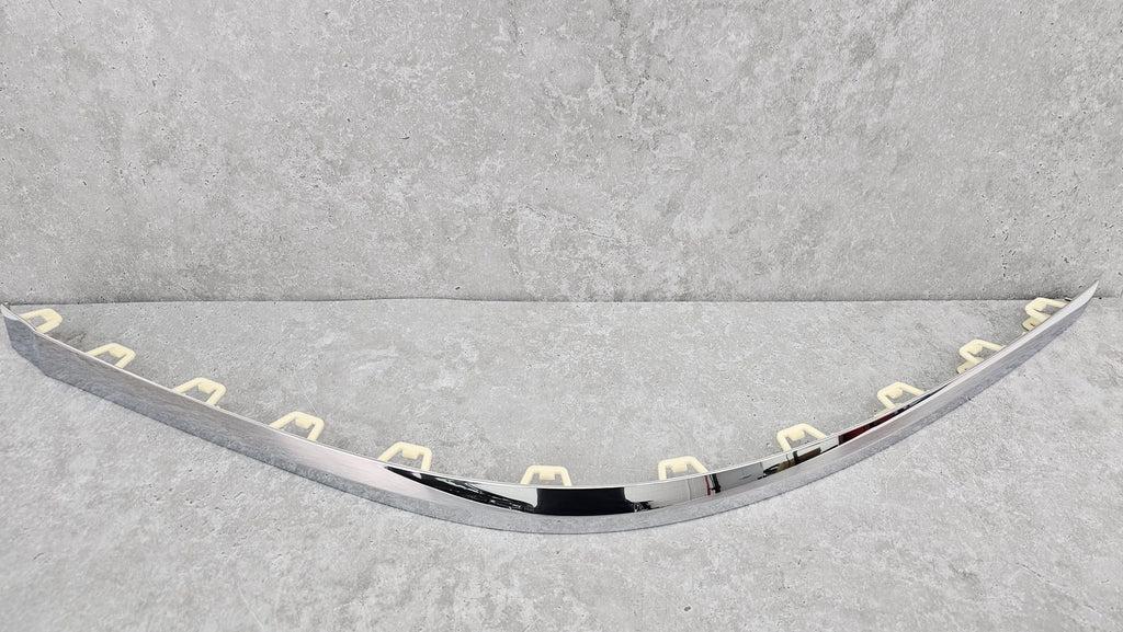 BENTLEY CONTINENTAL TRIM STRIP FOR BUMPER 3SD807050B