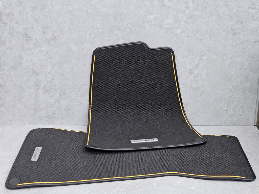 MCLAREN ARTURA MSO BLACK/ ORANGE FLOOR MATTS - (LHD) 16NC281CP-0005