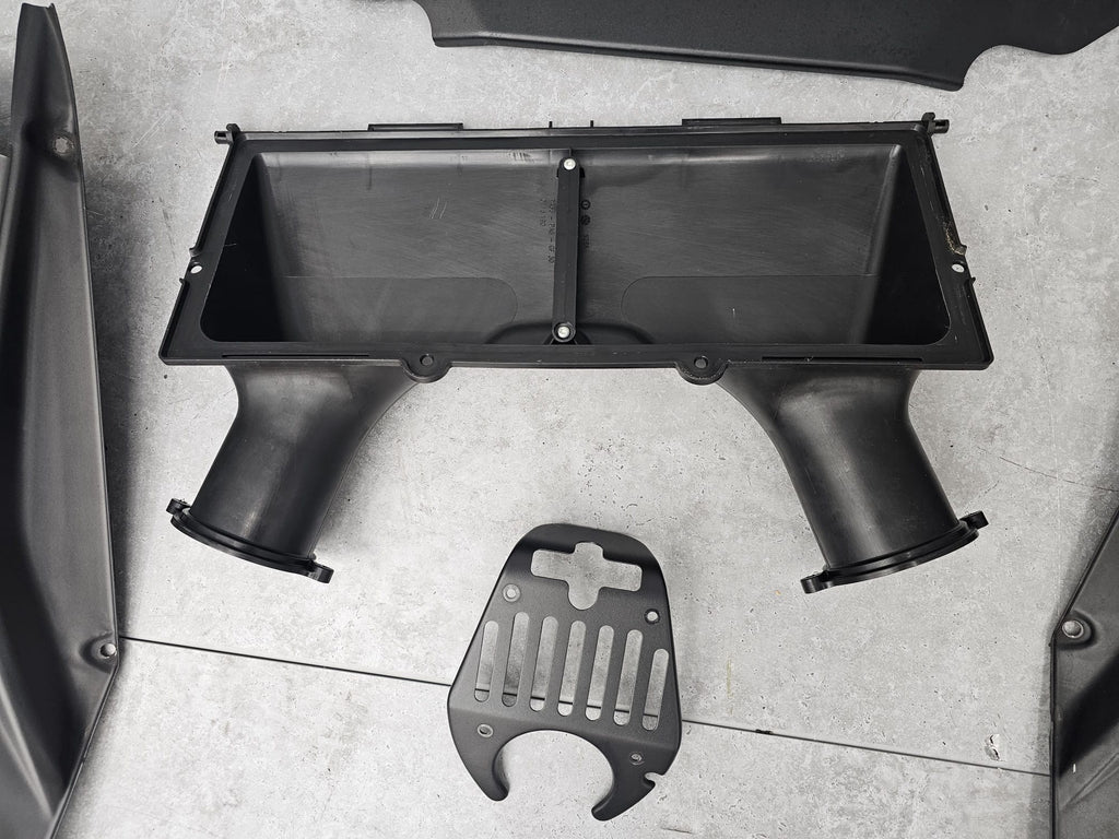 FERRARI 458 ITALIA ENGINE COVER SET