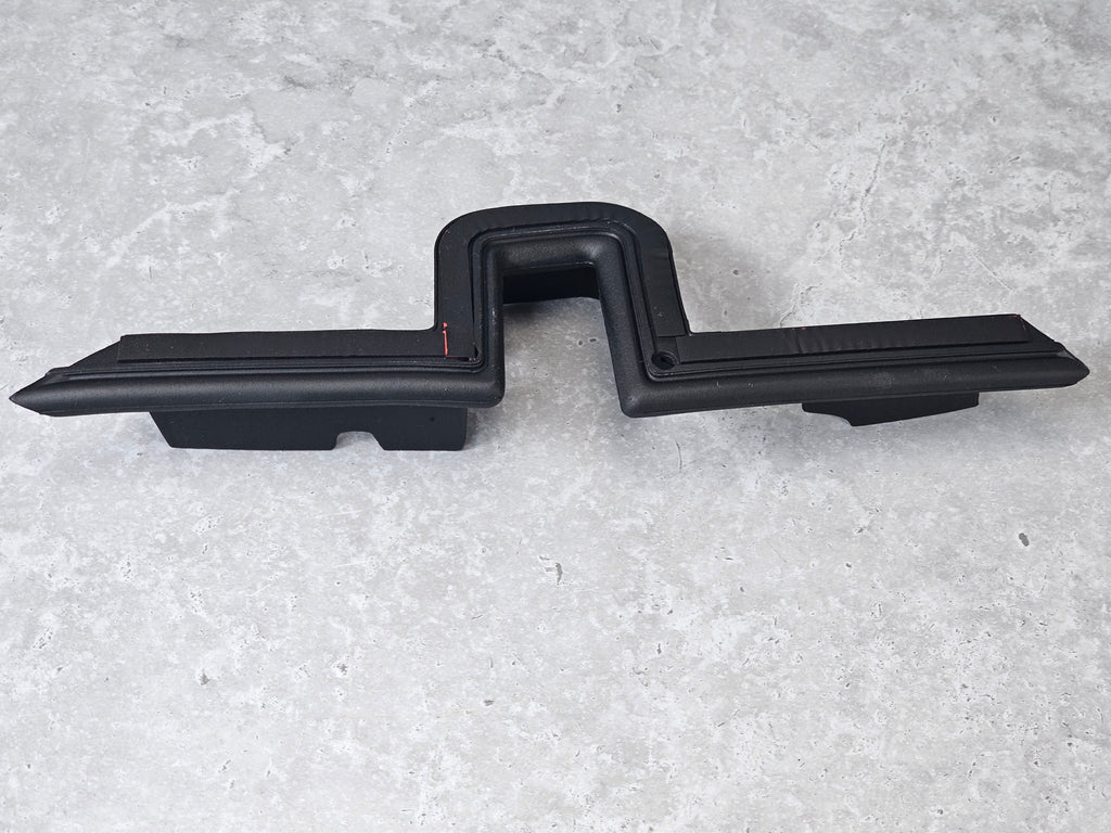 2018 MCLAREN 720S RH UPPER DOOR HINGE TRIM 14AA503CP